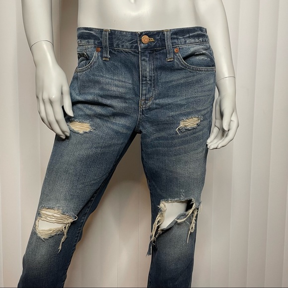 Madewell Boyjean Torn Jeans - Picture 2 of 11
